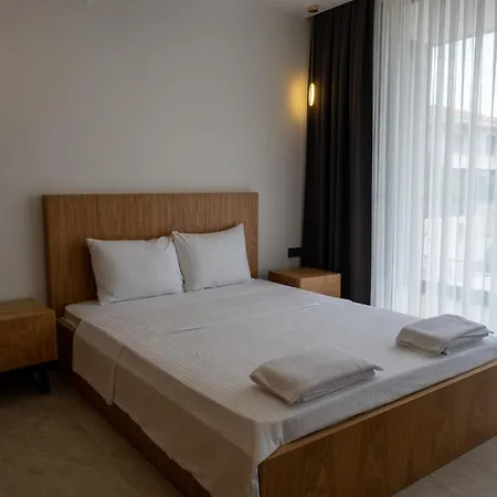 Villa Süper Lüks Havuzlu Merkezde