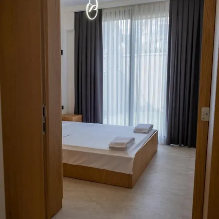 Sueper Lueks Havuzlu Merkezde 빌라 *