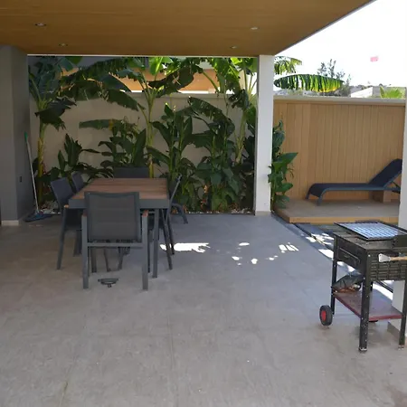 Villa Süper Lüks Havuzlu Merkezde *