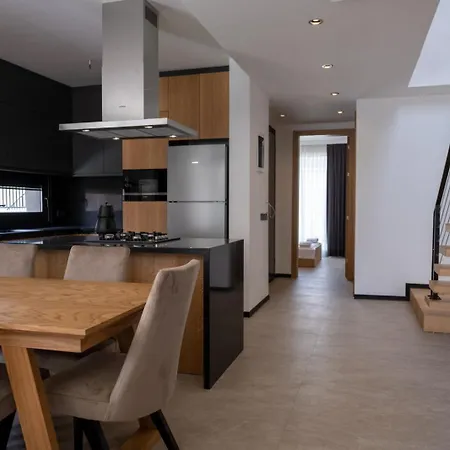 Süper Lüks Havuzlu Merkezde *