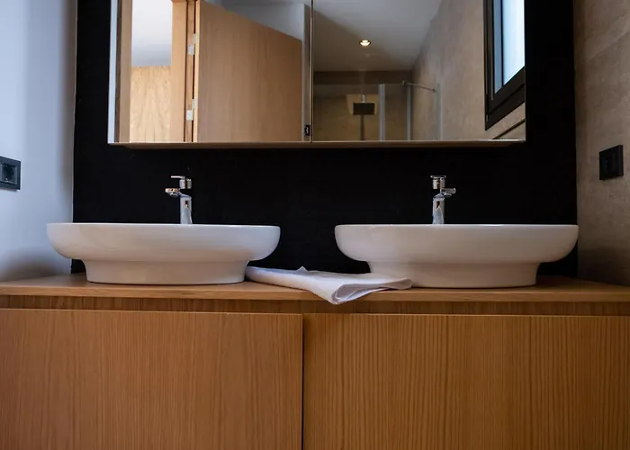 Villa Sueper Lueks Havuzlu Merkezde Cesme